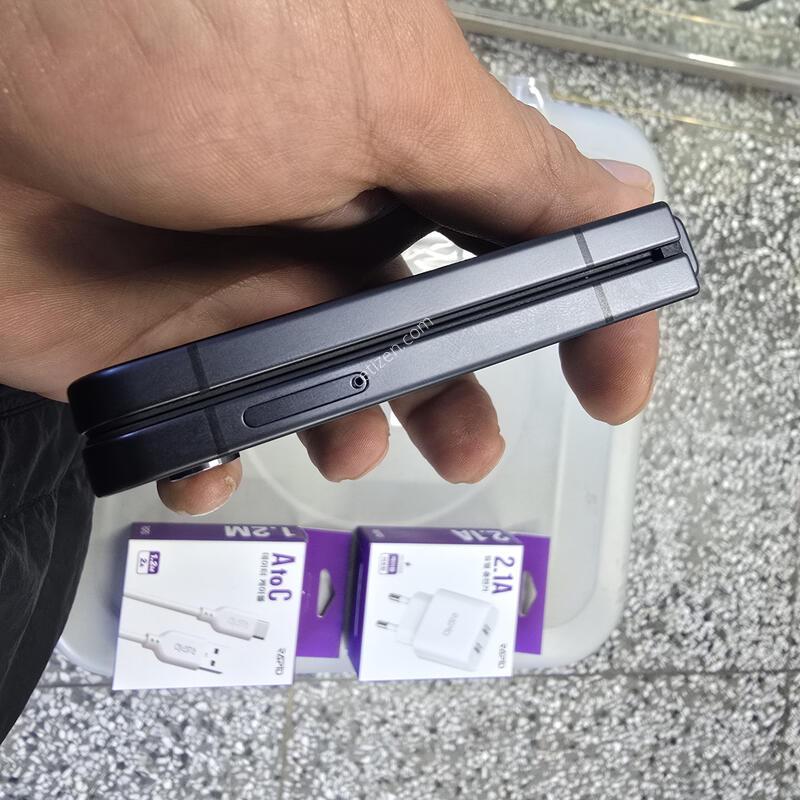 SK �ø�7(F766) �������� 512G �������� ����� �˴ϴ�