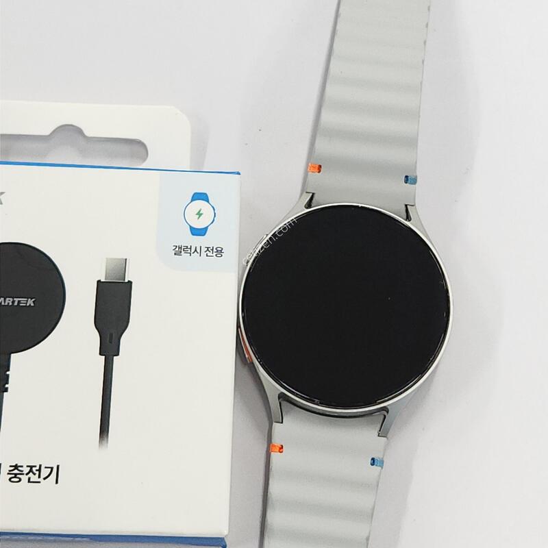 �����ÿ�ġ7 44mm ���ܻ� ȭ��Ʈ 63571