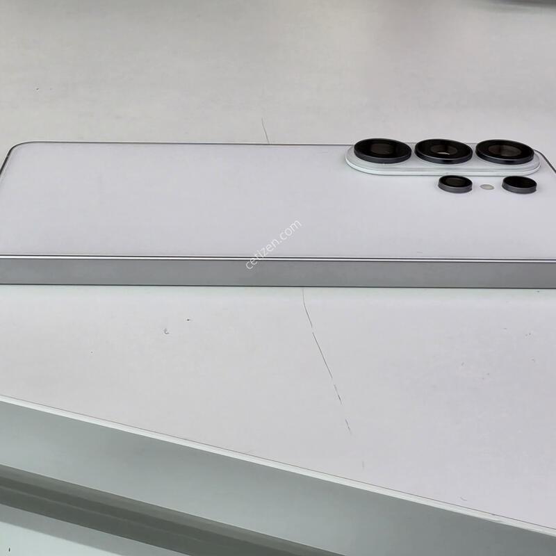 S26��Ʈ�� 256G ȭ��Ʈ // 5���� �̸� ��� �� �Ǹ� // ���� ���⽺ //���ܻ�