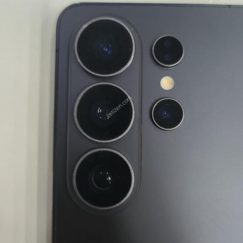 S26��Ʈ�� 512GB �������� �Ǹ��մϴ�.