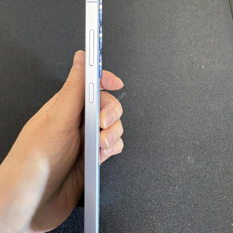 ������ S25 �÷��� 256G(����) SS�� �Ǹ��մϴ�.