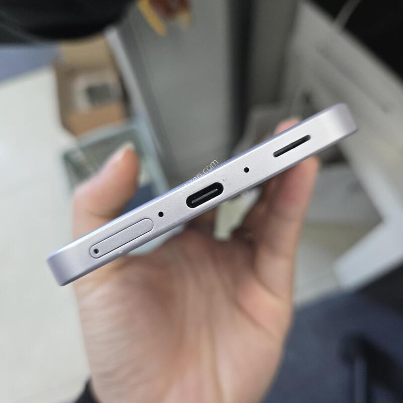 A+ ������ A36 �󺥴� 128GB �������� ���ܻ� �ڱ���