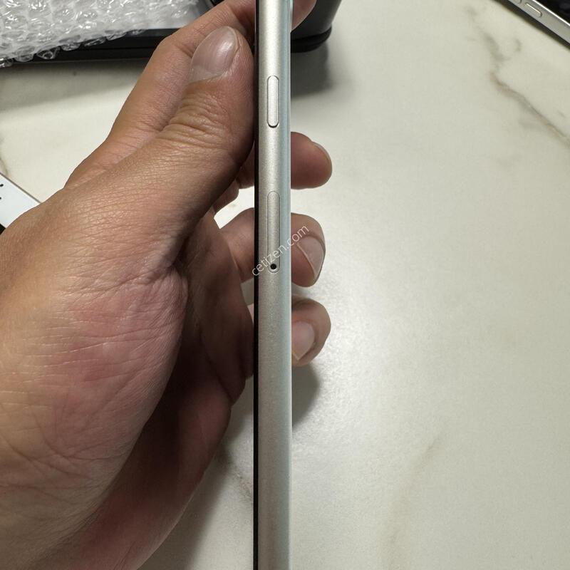 (84%)������SE3 128G ��Ÿ����Ʈ �Ǹ��ؿ�.