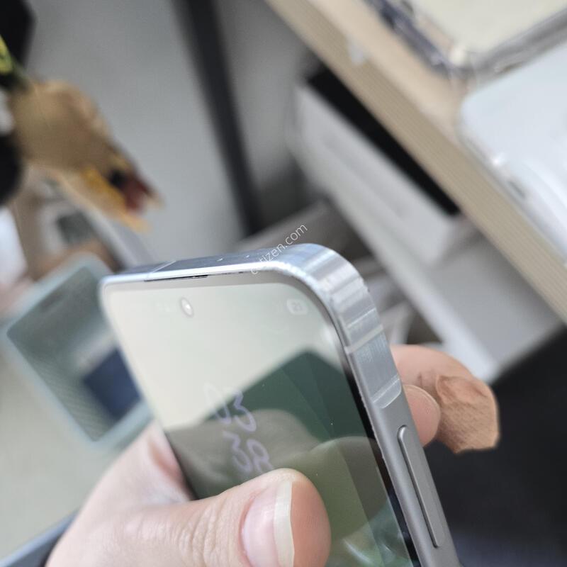 ������ ����6 �׷��� 128GB A�� �������� ���ܻ�
