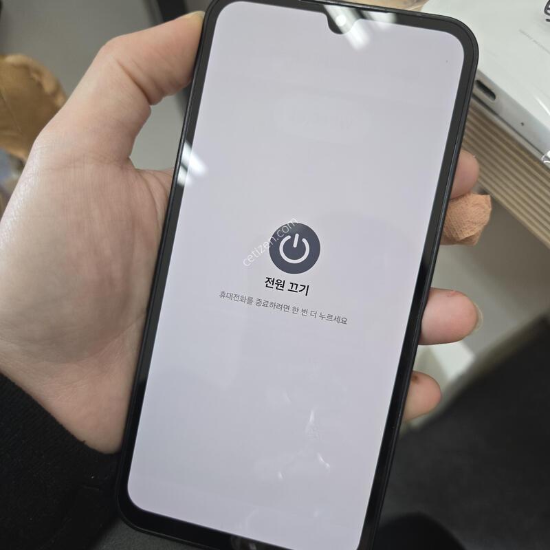 ������ ���̵�7 ��ũ���� 128GB �ܰ������ܻ�