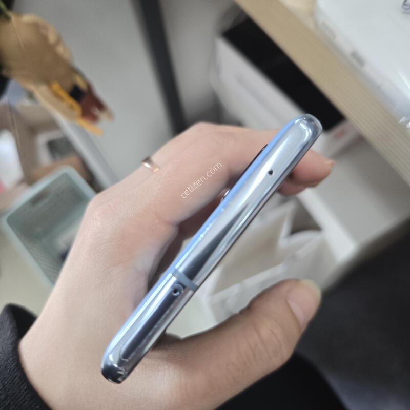 ������ ���� A716 ���� 128GB �ܰ����� �ܻ� ������