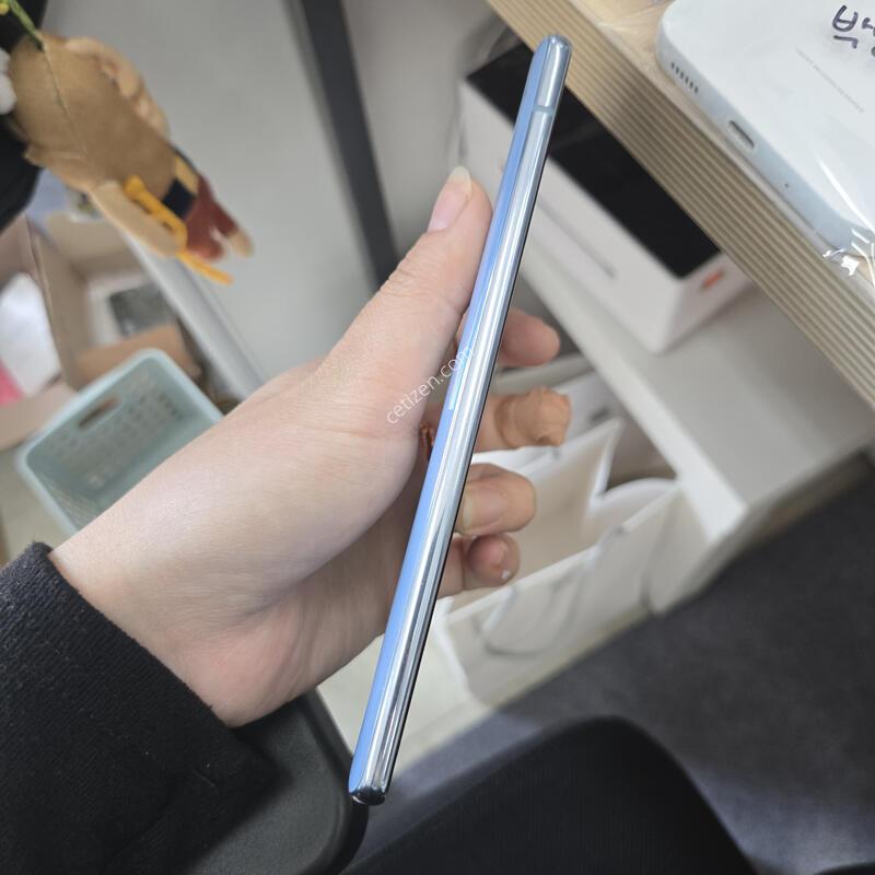 ������ ���� A716 ���� 128GB �ܰ����� �ܻ� ������