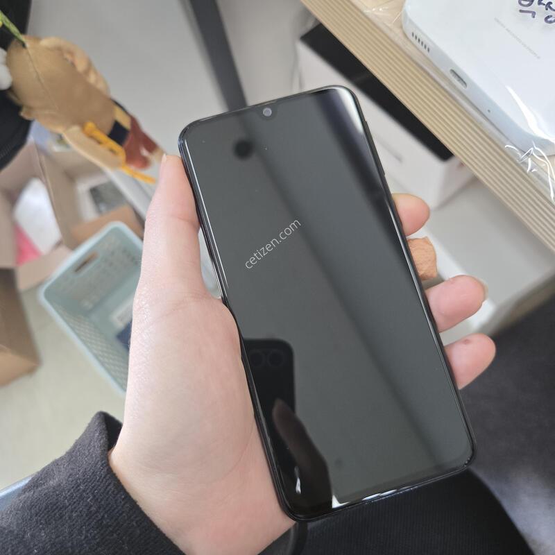 SSS�� ������ A40 ���� 64GB ���ܻ� ����