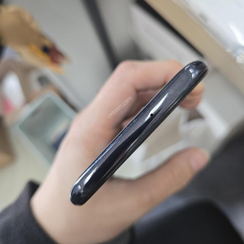 SSS�� ������ A40 ���� 64GB ���ܻ� ����