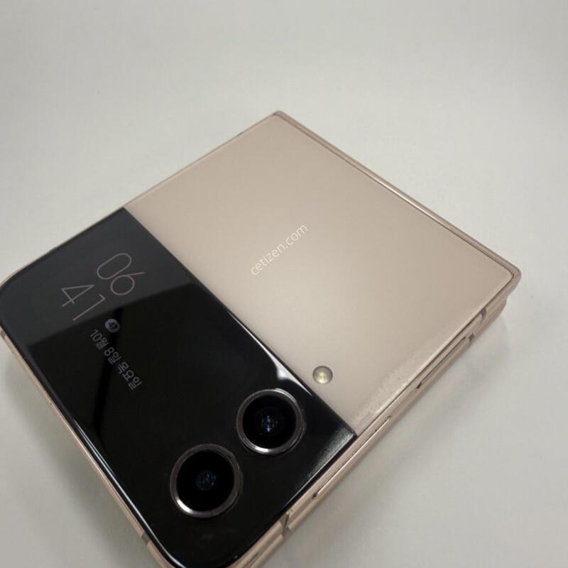 ������Z�ø�4 256GB ��ũ��� �Ǹ��մϴ�.