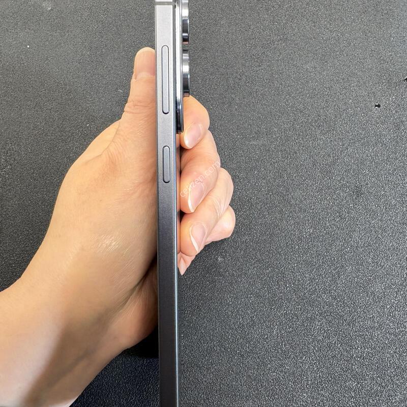 ������ S25 ����_512G(����) �Ǹ��մϴ�.