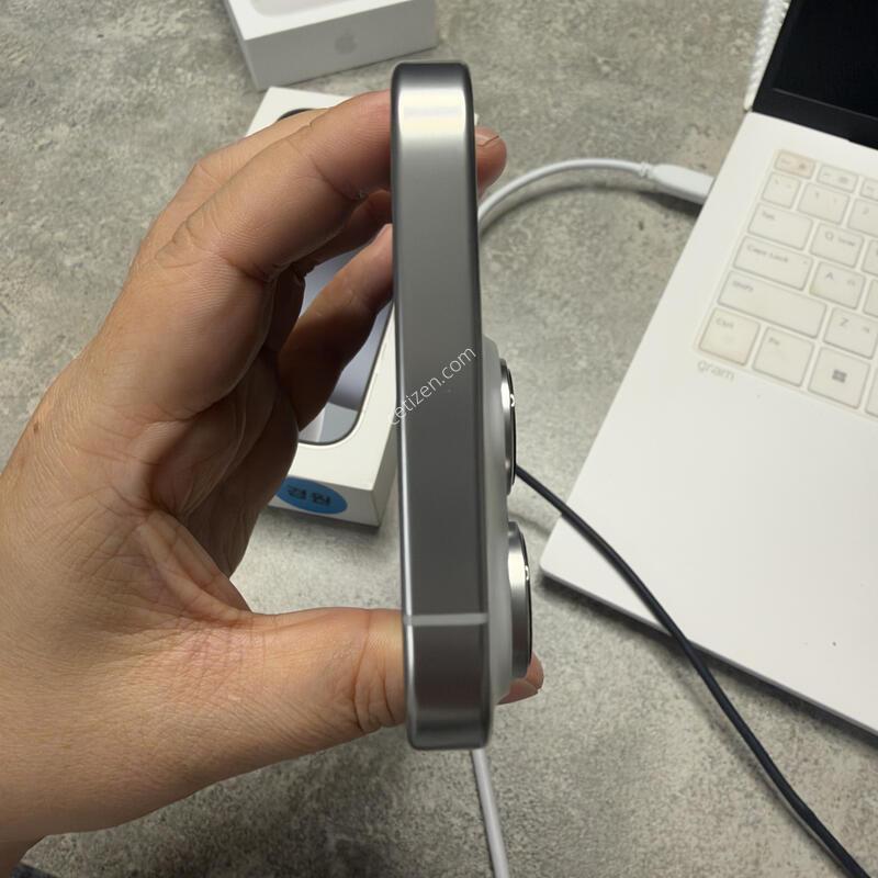 [A��] ���� S�� ������ 16���� ȭ��ƮƼŸ�� 128G �����ϰ� �Ǹ��մϴ�.