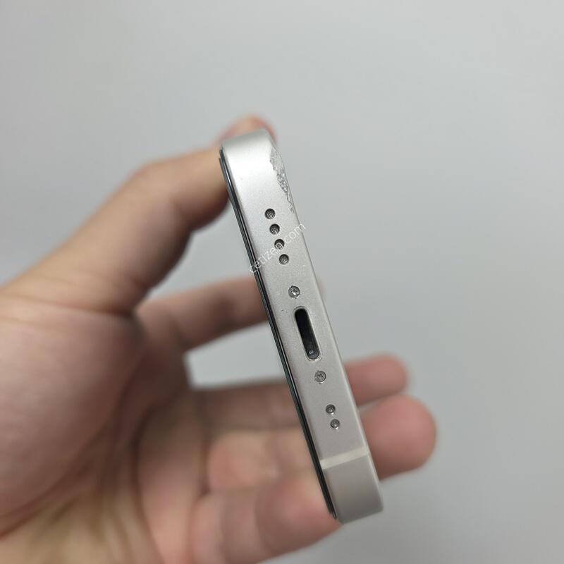 ������13�̴� 256GB ȭ��Ʈ