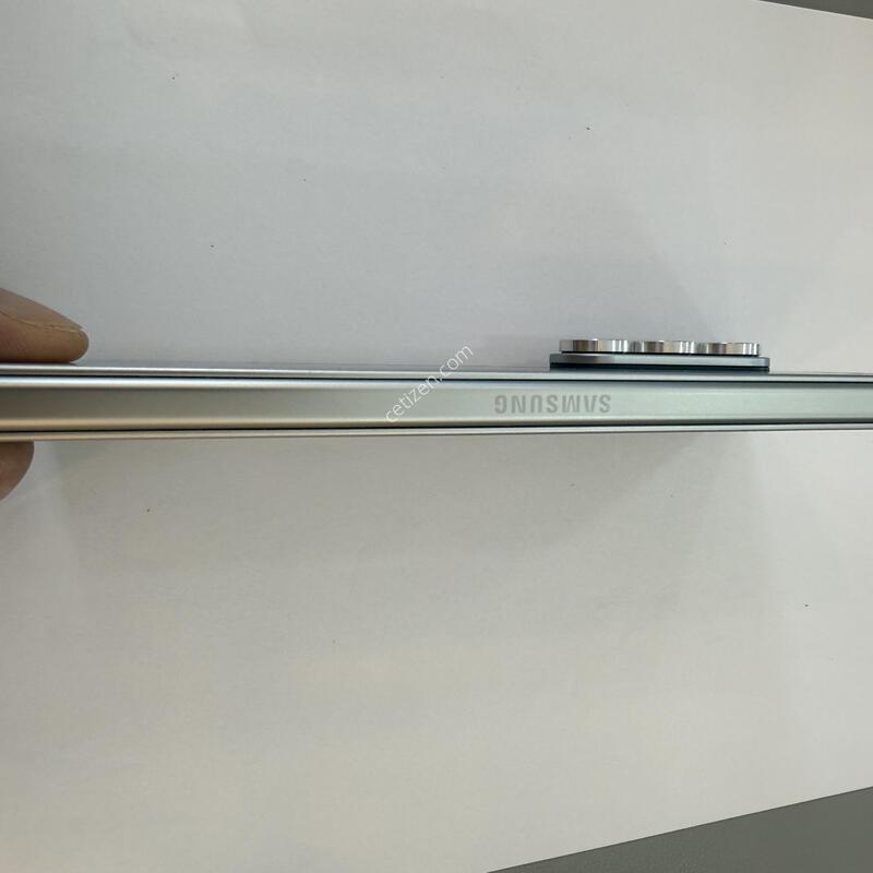 ������ ����7 256GB(�ǹ�)SSS��
