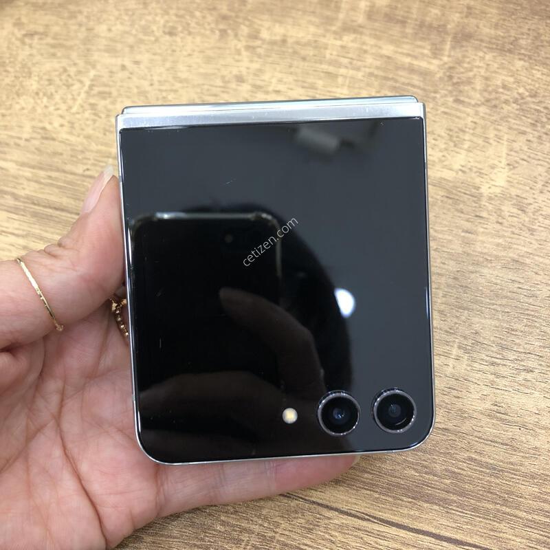 ��Ʈ�ø�5 �׸� 512G,�����ϰ� �Ǹ��մϴ�,�ܻ� ����