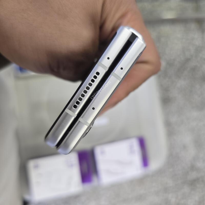 SK ����3(F926) 256G �ǹ����� ����� �˴ϴ�