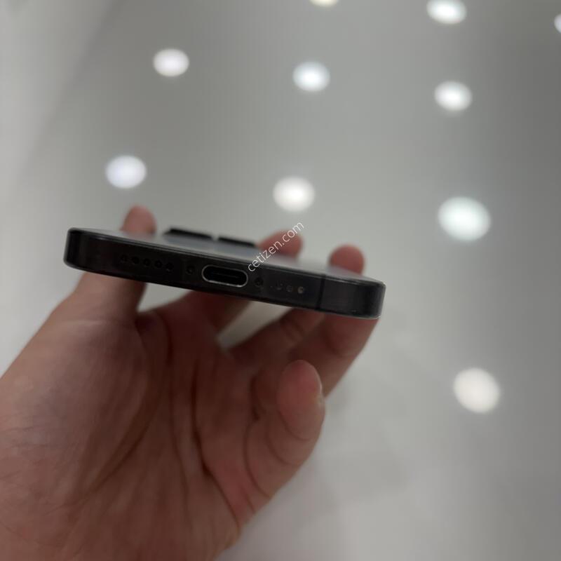 ������15���� 256 ���͸����� 80
