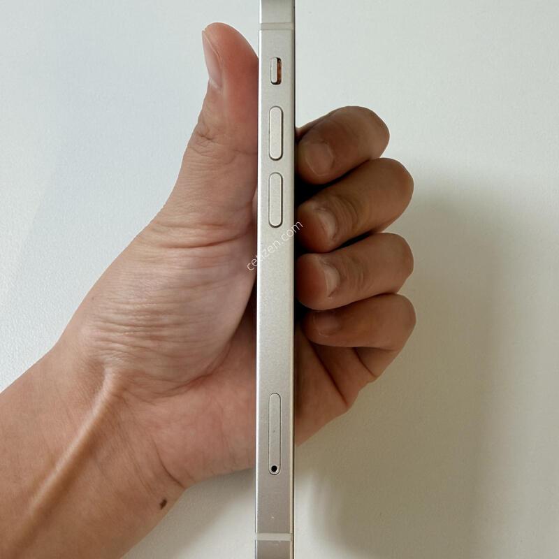 ������ 13�̴� ȭ��Ʈ 128g �缳���͸�����100% ��밨�ִ� ��ǰ ������ �Ǹ��մϴ�.