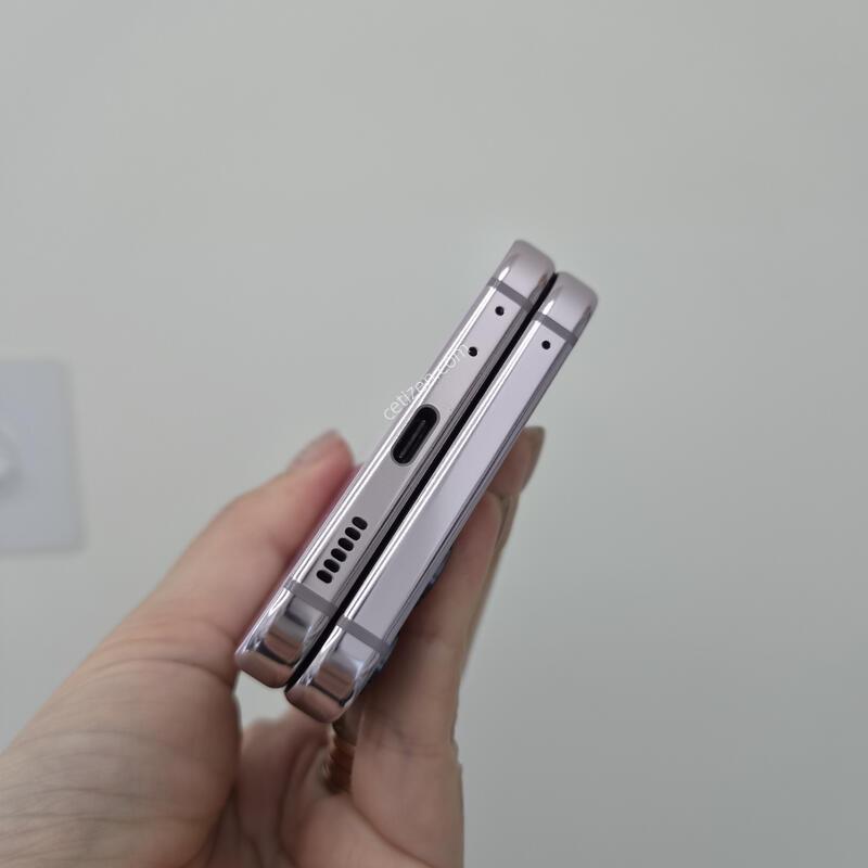 [37367] �ø�5 512g �ڽ�+����ǰ ��� �ֽ��ϴ�.