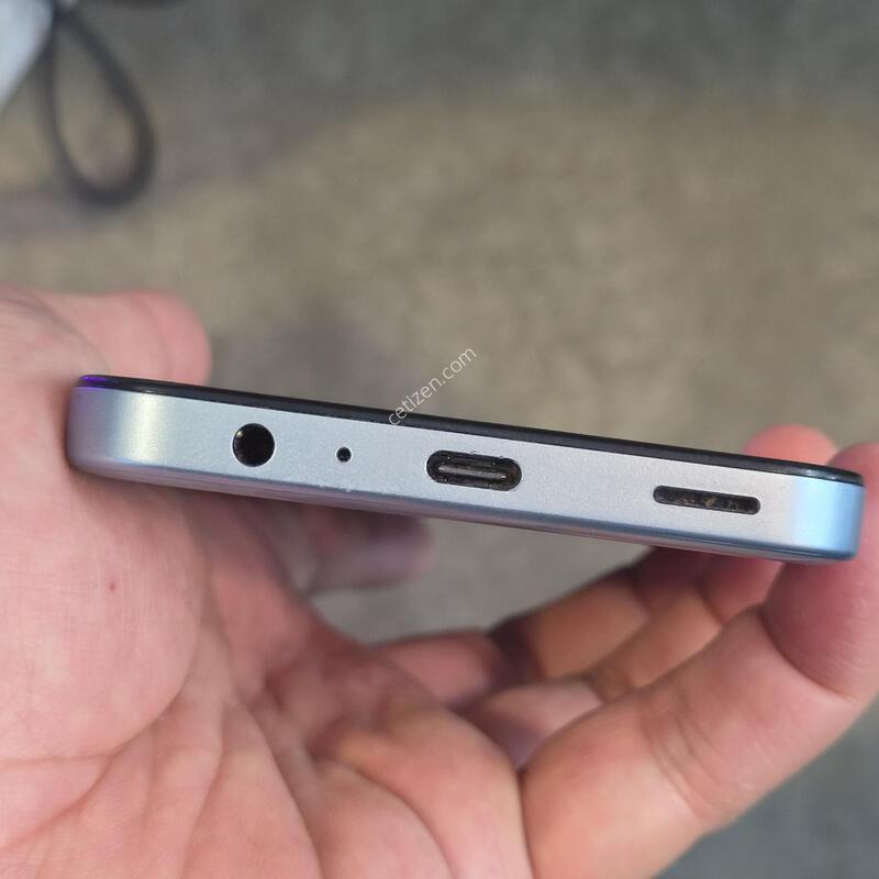 �����ÿ��̵�7 (128GB) �˴ϴ�