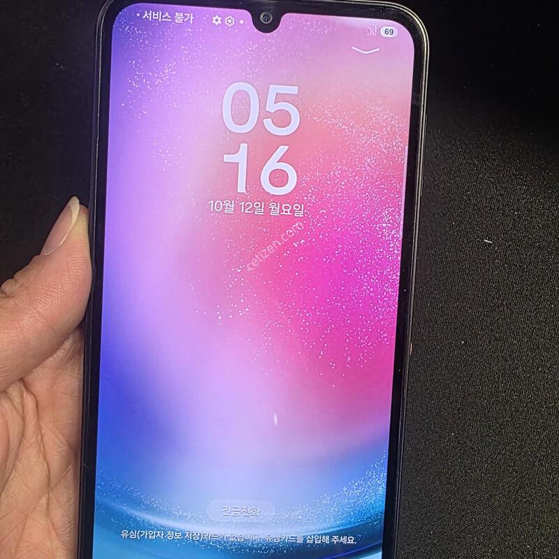 A24����