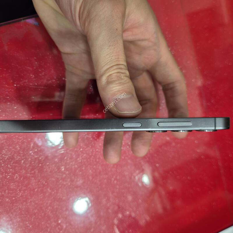 S24.LCD��2������.�뷮512G.�޴�������