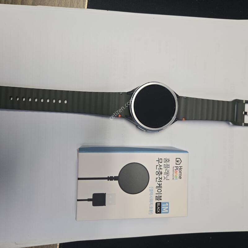 ������ ��ġ 6 Ŭ����47 mm, LTE(R965N) A�� �Ǹ��մϴ�