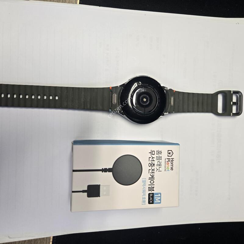 ������ ��ġ 6 Ŭ����47 mm, LTE(R965N) A�� �Ǹ��մϴ�