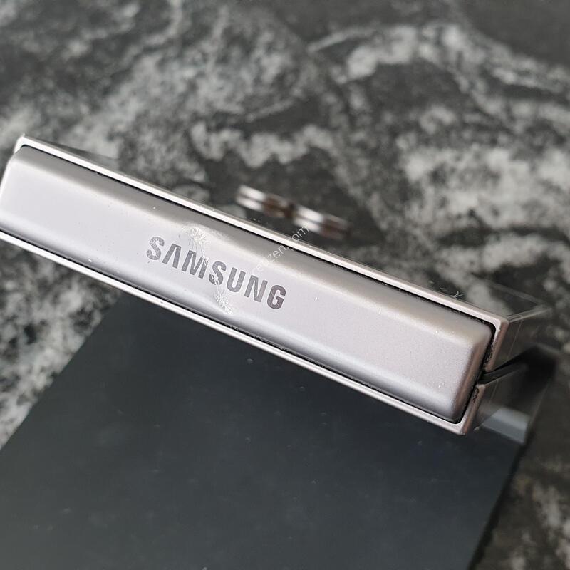 SK ������Z�ø�6 (F741N) �ǹ� 256�Ⱑ (5071146)