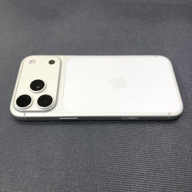 17���θƽ� �ǹ� 512G,�����ϰ��Ǹ��մϴ�,���͸�����94%,����������