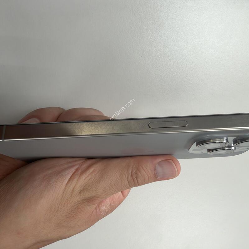 ������15���� 256G ���ܻ� ���߷�ƼŸ�� ���͸�90
