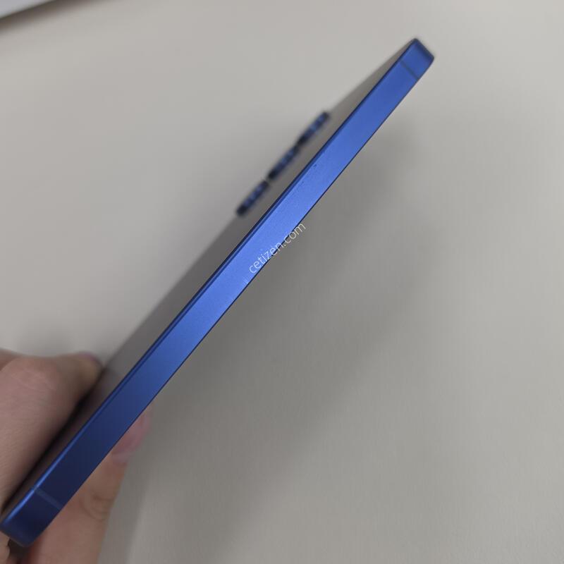 ������S25 256GB