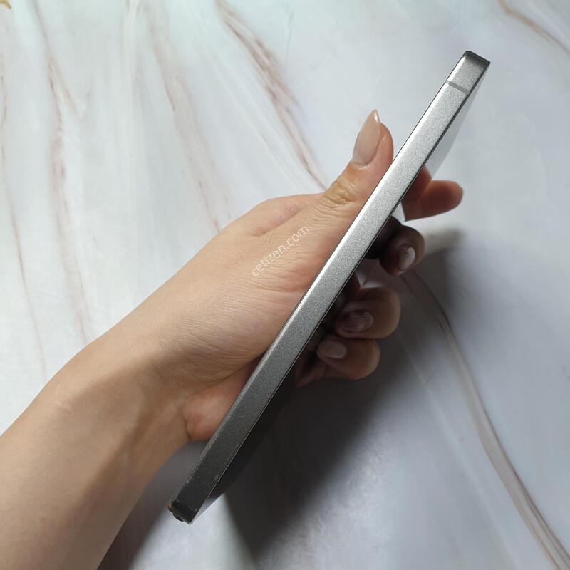 SK ������ S25��Ʈ�� ƼŸ���׷��� 256G S�� �Ǹ��մϴ�