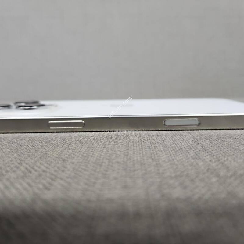 [������ �̻��] ������ 16 ���� �ƽ� 512G �Ǹ��մϴ�