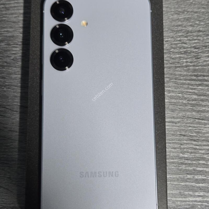 ������ S25 ��� 256GB ���̽����� ���� �Ǹ�