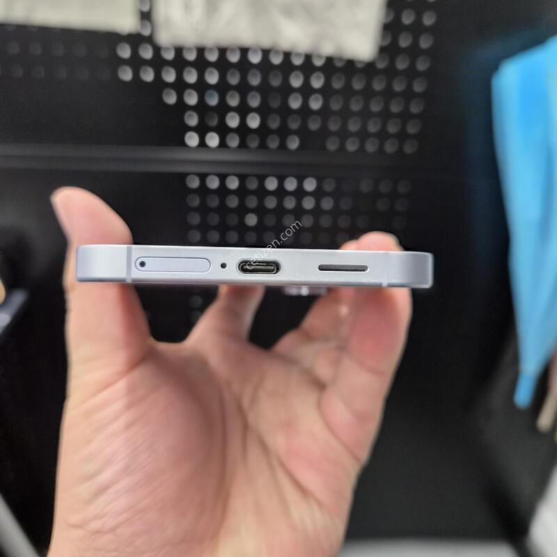 ������ S25 �÷��� ���̽����� 256G(�ܰ�S��/�ʸ�/���̽�)