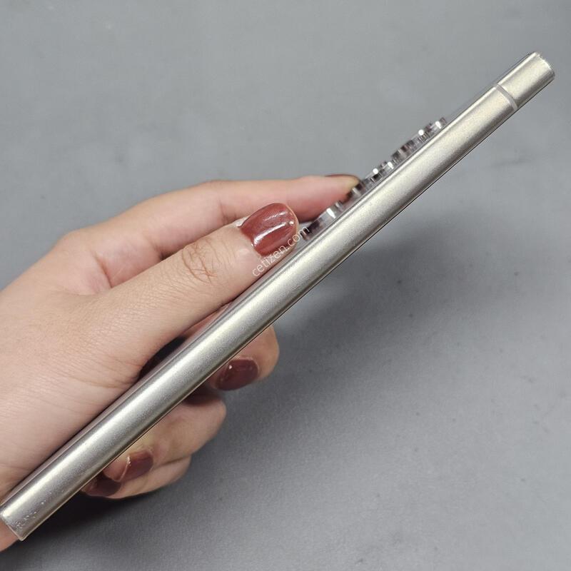 �Ｚ ������ S24��Ʈ�� 1�׶� �ڱ��� �׷��� ���ܻ� AA�� �߰��� ~!