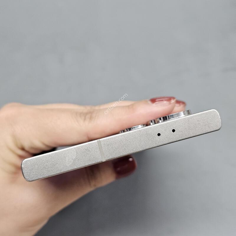 �Ｚ ������ S24��Ʈ�� 1�׶� �ڱ��� �׷��� ���ܻ� AA�� �߰��� ~!
