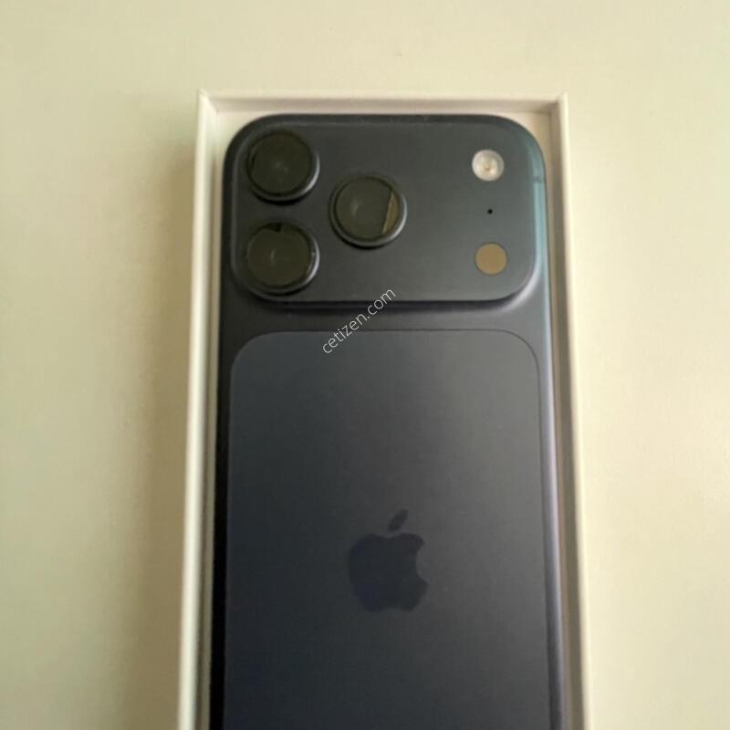 ������ 17 Pro 256GB ������ / ���͸�100%