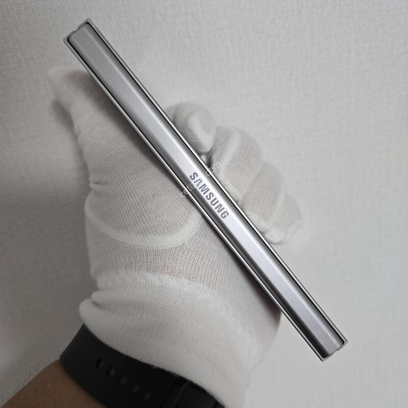 1Tb �ǹ� ����LCD��ȯ��ǰ