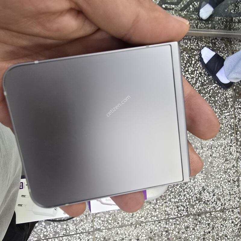 U+ �ø�6(F741) 256G �ǹ����� �������� ����� �˴ϴ�