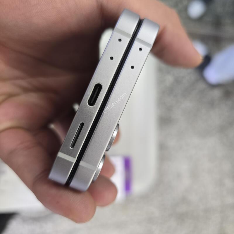 U+ �ø�6(F741) 256G �ǹ����� �������� ����� �˴ϴ�