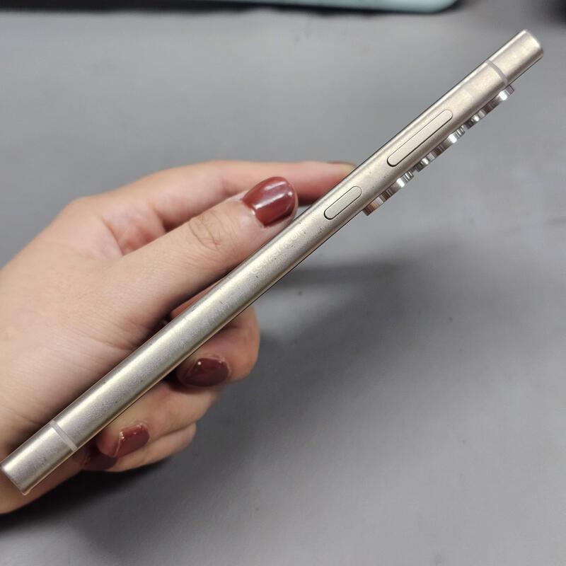 �Ｚ ������ S24��Ʈ�� 1TB ƼŸ�����̿÷� �ڱ��� ���ܻ� �߰��� ~!