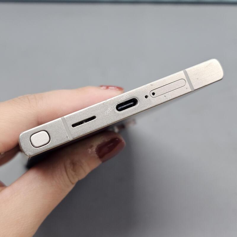 �Ｚ ������ S24��Ʈ�� 1TB ƼŸ�����̿÷� �ڱ��� ���ܻ� �߰��� ~!
