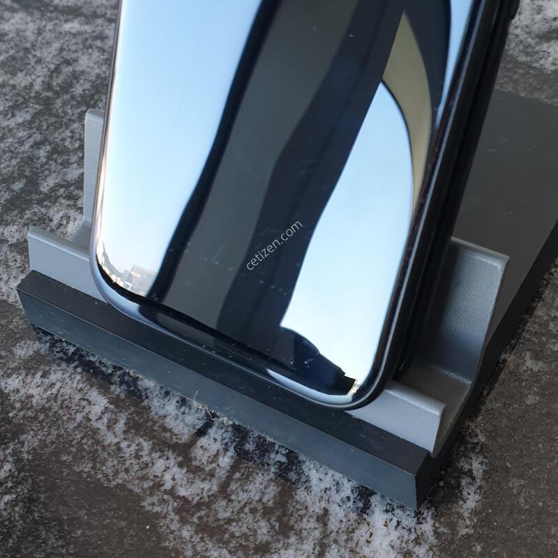 LG ����������2019 (G160N) ���� (7736637)