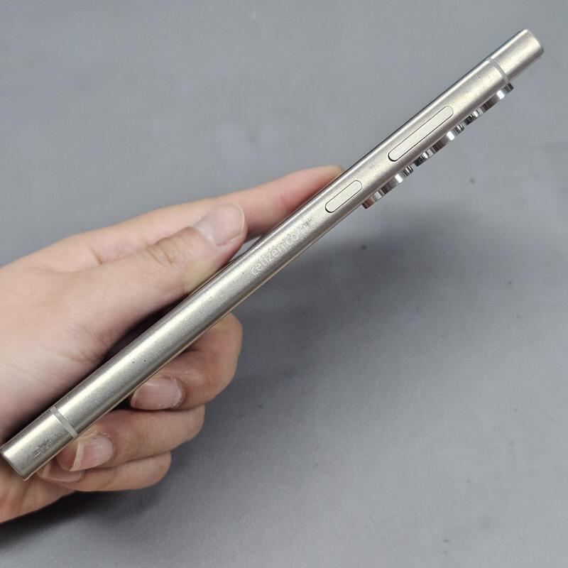 �Ｚ ������ S24��Ʈ�� 1�׶� ƼŸ���׷��� ���ܻ� �߰��� ~!