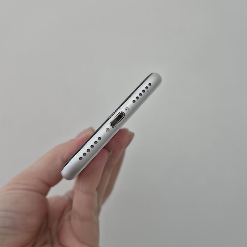 [41595] SE2 128G ���͸� : 85% ȭ��Ʈ