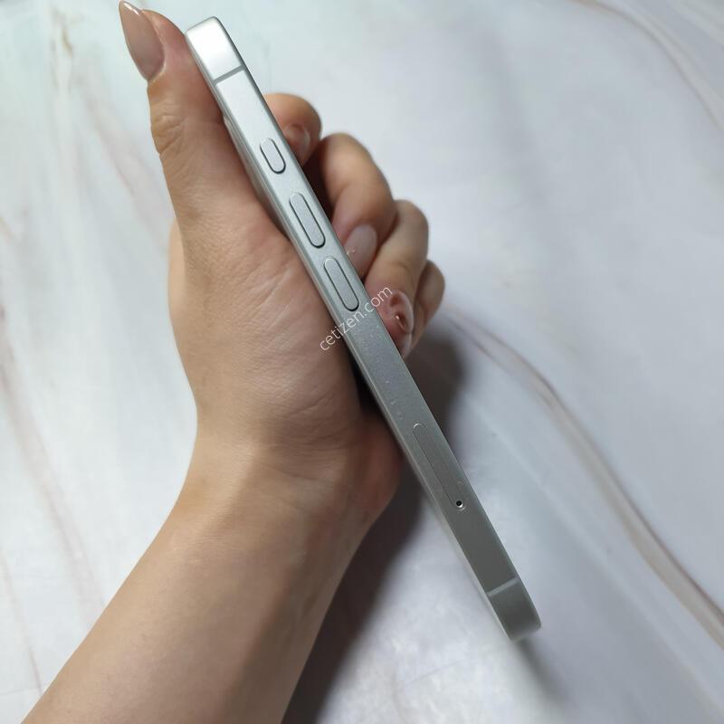 ������16 ȭ��Ʈ 128G ������ �Ǹ��մϴ�