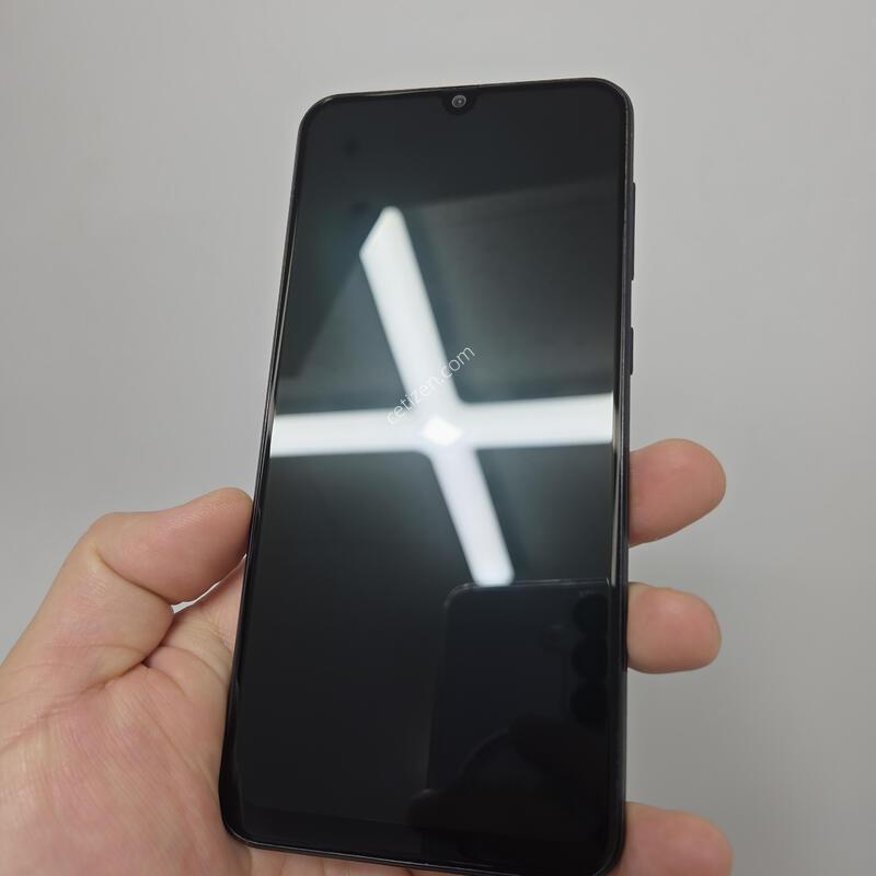 ������ A30 32GB ����