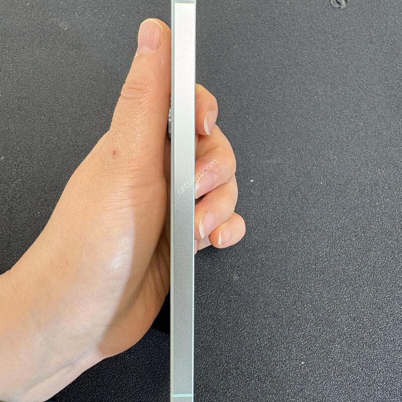 ������ S25 256G(��Ʈ) 26.8�� ������ SS�� �Ǹ��մϴ�.